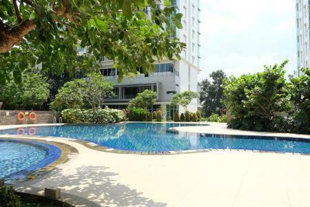 Premium One Bedroom At Woodland Park Residence Yakarta Exterior foto